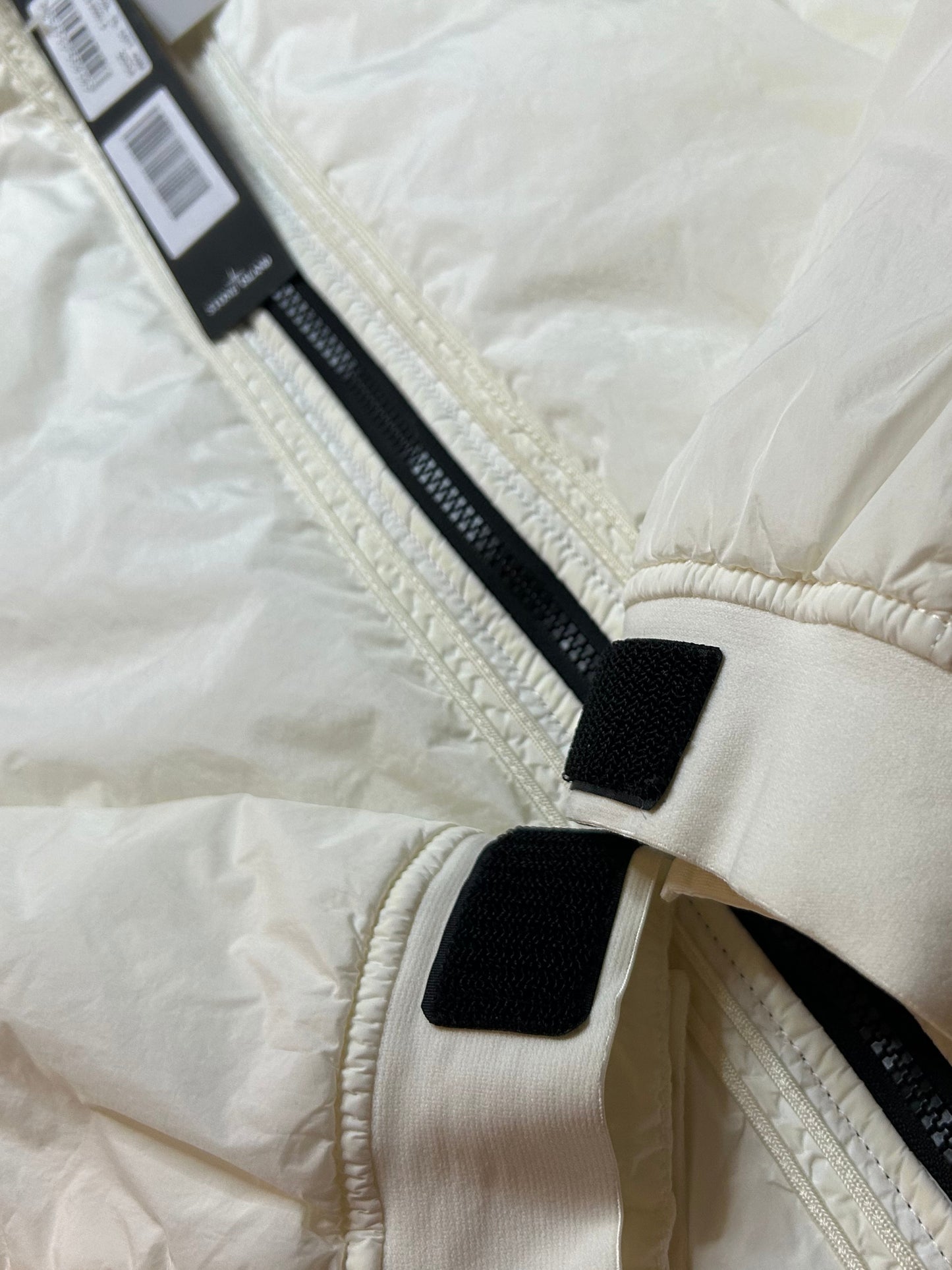 Stone Island White Garment Dyed Crinkle Reps Jacket - Small