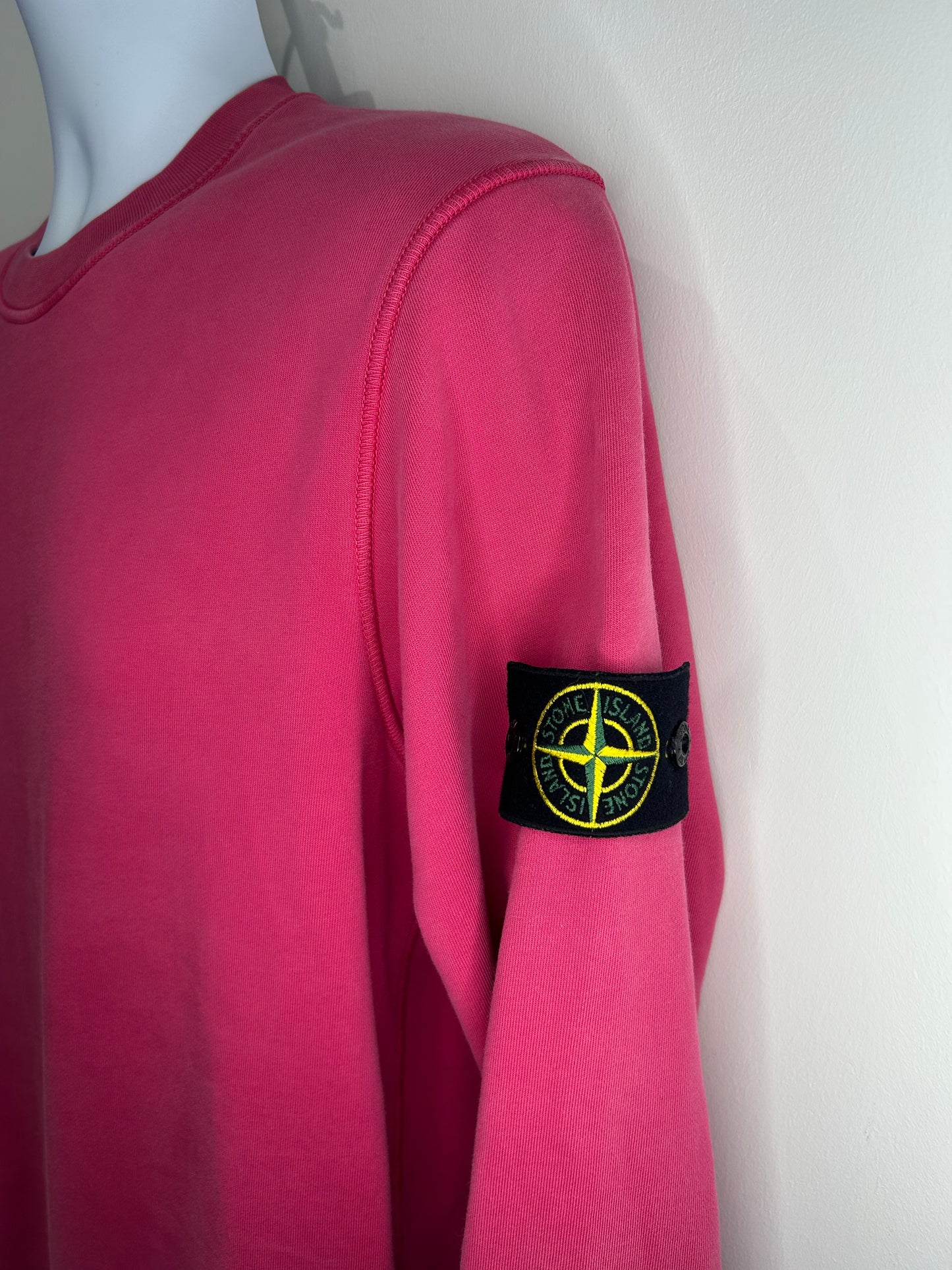 Stone Island 2022 Pink Cotton Crewneck Sweatshirt - Medium