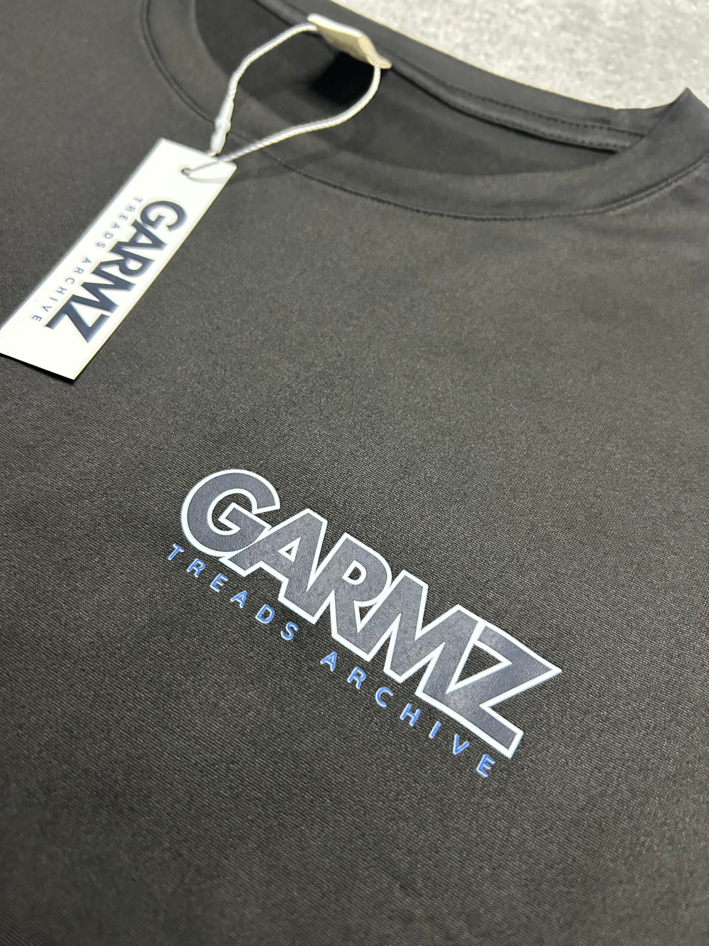 Garmz T-shirt - XL